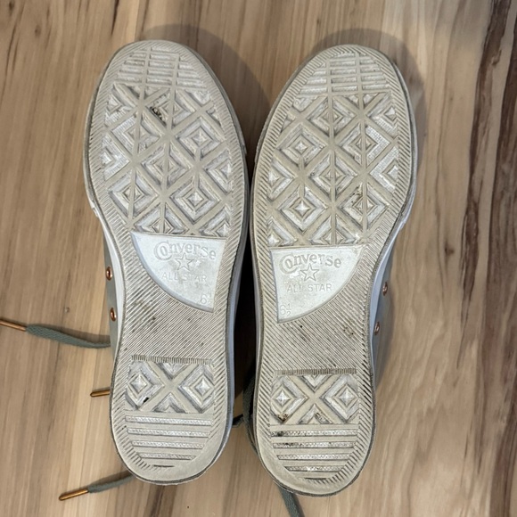 Converse Olive Leather Sneakers - Picture 6 of 8